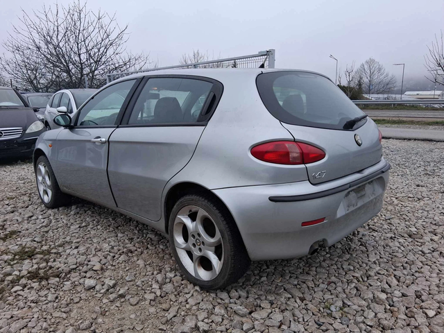 Alfa Romeo 147 Внос Италия - автомобили, коли, обяви за нови и употребявани 2