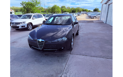 alfa-romeo-147 - 0