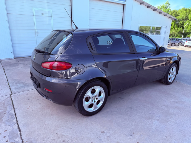 Alfa Romeo 147 1.6i 16V* GPL-Metano* UNIKAT* - автомобили, коли, обяви за нови и употребявани 13