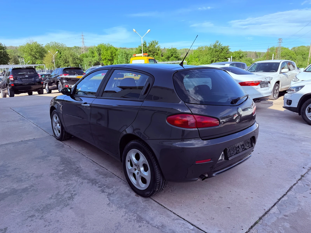 Alfa Romeo 147 1.6i 16V* GPL-Metano* UNIKAT* - автомобили, коли, обяви за нови и употребявани 3
