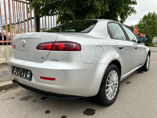 Alfa Romeo 159 1, 900JTDm EURO4 - автомобили, коли, обяви за нови и употребявани 6