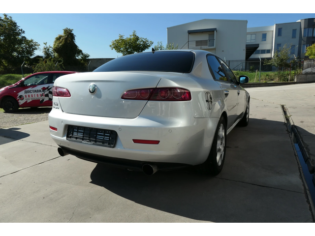 Alfa Romeo 159 2.2JTS 185кс 6ск НАВИГАЦИЯ BLUETOOTH - автомобили, коли, обяви за нови и употребявани 6
