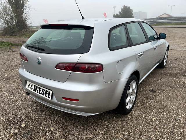 Alfa Romeo 159 sportwagon 1.9jTD-120-ITALIA - автомобили, коли, обяви за нови и употребявани 8