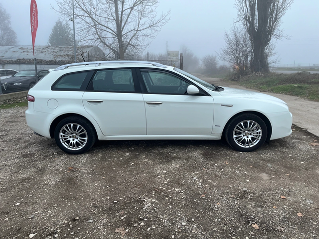 Alfa Romeo 159 sportwagon 1.9jtd-120-FEIS-ITALIA - автомобили, коли, обяви за нови и употребявани 3