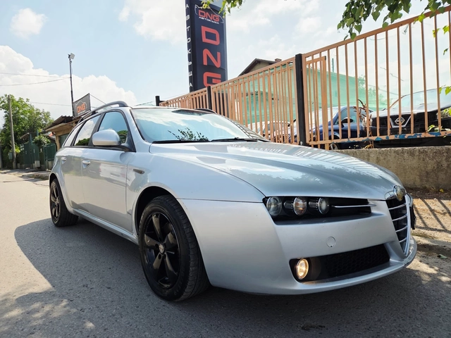 Alfa Romeo 159 sportwagon 1, 900JTDm EURO5 - автомобили, коли, обяви за нови и употребявани 0