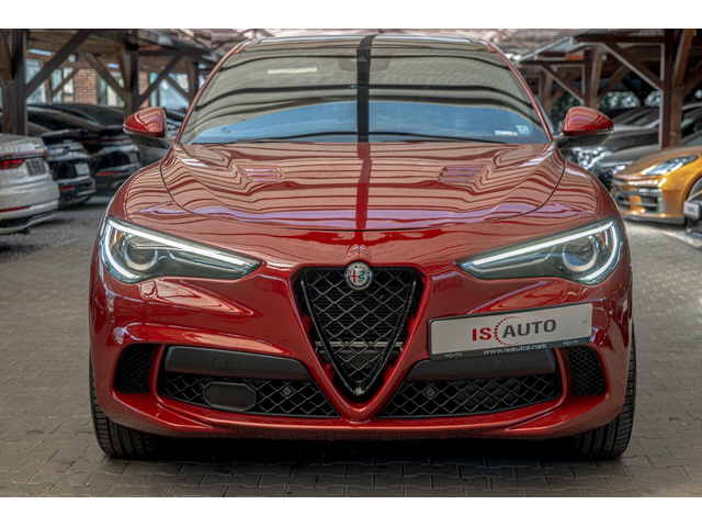 Alfa Romeo 2.9 BiTurbo Q4/AWD/Carbon/Harman Kardon/Камера - автомобили, коли, обяви за нови и употребявани 0