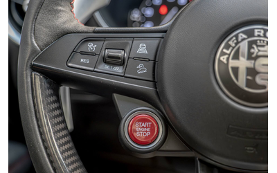 Alfa Romeo 2.9 BiTurbo Q4/AWD/Carbon/Harman Kardon/Камера - автомобили, коли, обяви за нови и употребявани 14