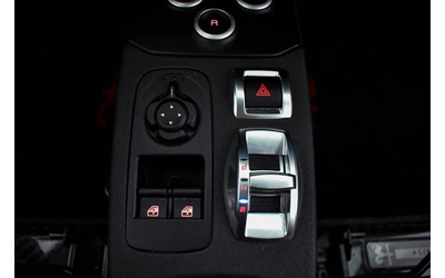 Alfa Romeo 4C 1.7 (240 кс) - автомобили, коли, обяви за нови и употребявани 9