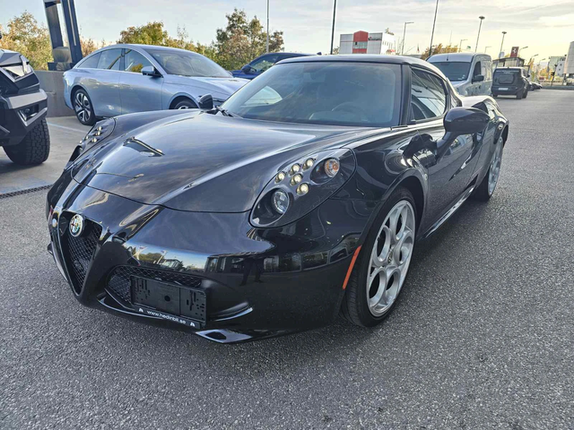 Alfa Romeo 4C 1.7 (240 кс) TCT - автомобили, коли, обяви за нови и употребявани 0