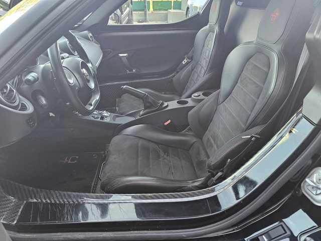 Alfa Romeo 4C 1.7 (240 кс) TCT - автомобили, коли, обяви за нови и употребявани 11