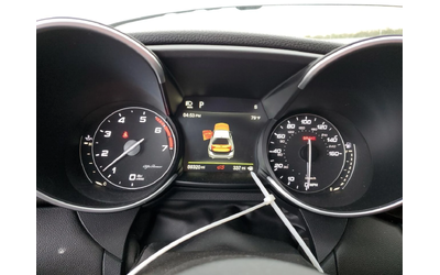 Alfa Romeo Giulia DISTRONIC* КОЖА* ПОДГРЕВ* - автомобили, коли, обяви за нови и употребявани 8