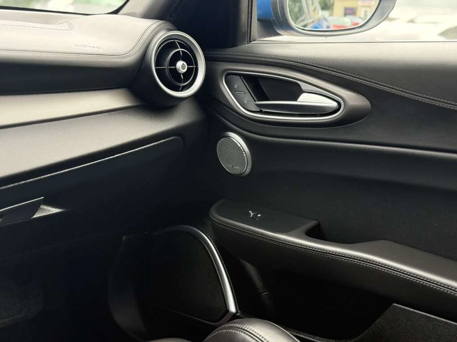 Alfa Romeo Giulia * CARFAX * ЦЕНА ДО БГ - автомобили, коли, обяви за нови и употребявани 13