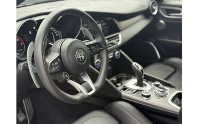 Alfa Romeo Giulia * CARFAX * ЦЕНА ДО БГ - автомобили, коли, обяви за нови и употребявани 7