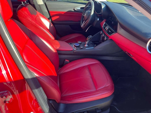 Alfa Romeo Giulia * CARFAX * ЦЕНА ДО БГ - автомобили, коли, обяви за нови и употребявани 14