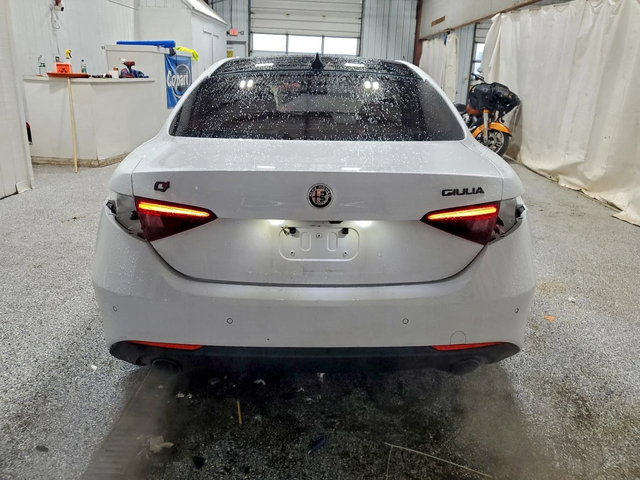 Alfa Romeo Giulia 2020 ALFA ROMEO GIULIA TI - автомобили, коли, обяви за нови и употребявани 4