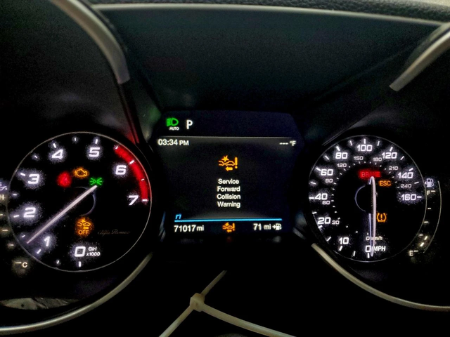 Alfa Romeo Giulia 2020 ALFA ROMEO GIULIA TI - автомобили, коли, обяви за нови и употребявани 8