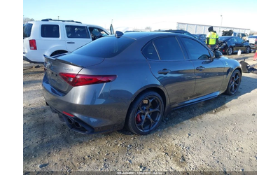 Alfa Romeo Giulia 2017 ALFA ROMEO GIULIA QUADRIFOGLIO RWD - автомобили, коли, обяви за нови и употребявани 7