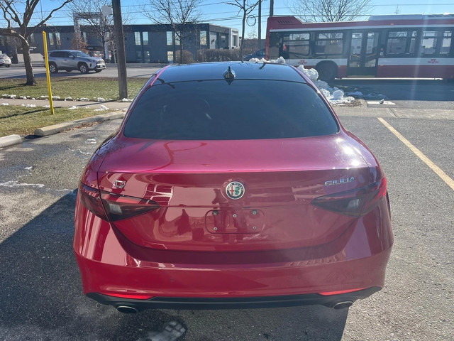 Alfa Romeo Giulia TI С РЕГИСТРАЦИЯ & АВТО КРЕДИТ - автомобили, коли, обяви за нови и употребявани 4