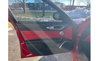 Alfa Romeo Giulia TI С РЕГИСТРАЦИЯ & АВТО КРЕДИТ - автомобили, коли, обяви за нови и употребявани 7