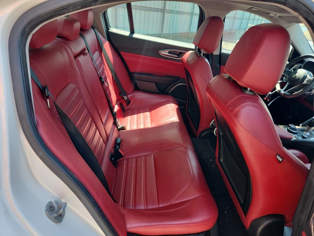 Alfa Romeo Giulia 2.0* TI* РЕАЛНИ КМ* ПЕРФЕКТНА - автомобили, коли, обяви за нови и употребявани 8