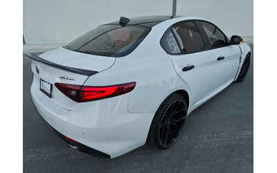 Alfa Romeo Giulia 2017* BSW AS Performance* CARFAX* КРАЙНА ЦЕНА - автомобили, коли, обяви за нови и употребявани 7