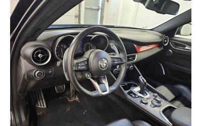 Alfa Romeo Giulia VELOCE* CARFAX* - автомобили, коли, обяви за нови и употребявани 6