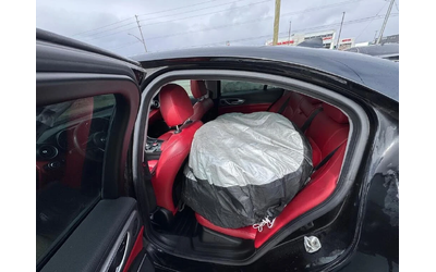 Alfa Romeo Giulia Ti Sport Q4* HARMAN KARDON* KEYLESS* ПОДГРЕВ* - автомобили, коли, обяви за нови и употребявани 14