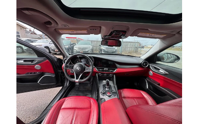 Alfa Romeo Giulia Ti Sport Q4* HARMAN KARDON* KEYLESS* ПОДГРЕВ* - автомобили, коли, обяви за нови и употребявани 9