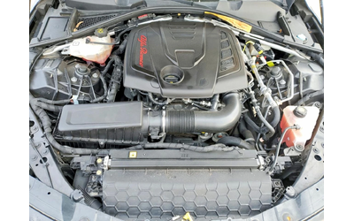 Alfa Romeo Giulia * TI* Q4* КОЖА* ПОДГРЕВ* ШИБИДАХ* LED* - автомобили, коли, обяви за нови и употребявани 10