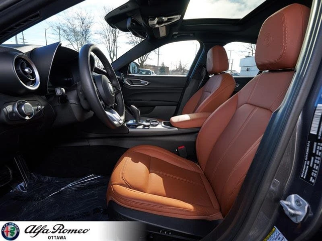 Alfa Romeo Giulia АвтоКредит* (ЦЕНА ДО БГ) - автомобили, коли, обяви за нови и употребявани 13