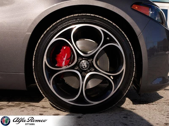 Alfa Romeo Giulia АвтоКредит* (ЦЕНА ДО БГ) - автомобили, коли, обяви за нови и употребявани 3