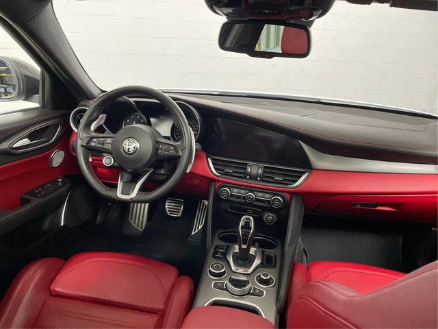 Alfa Romeo Giulia АвтоКредит* (ЦЕНА ДО БГ) - автомобили, коли, обяви за нови и употребявани 6