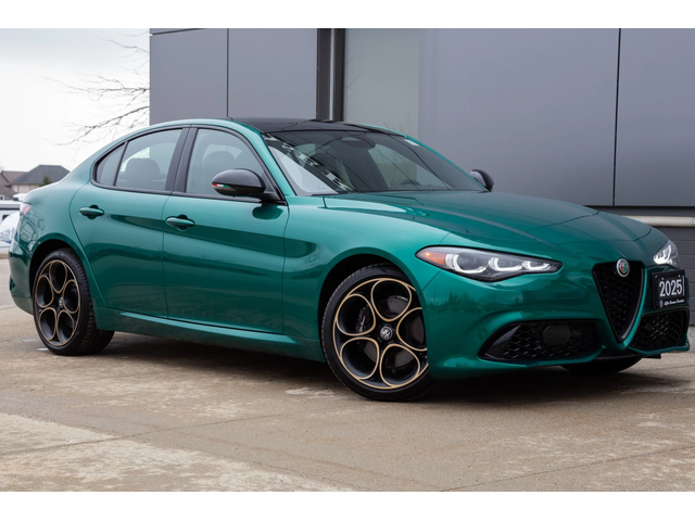 Alfa Romeo Giulia Intensa AWD АвтоКредит (ЦЕНА ДО БГ) - автомобили, коли, обяви за нови и употребявани 1