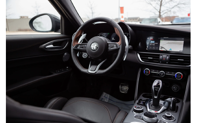 Alfa Romeo Giulia Intensa AWD АвтоКредит (ЦЕНА ДО БГ) - автомобили, коли, обяви за нови и употребявани 8