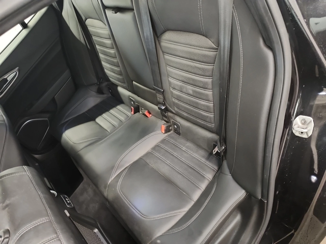 Alfa Romeo Giulia Veloce AWD* АвтоКредит* (Цена до БГ) - автомобили, коли, обяви за нови и употребявани 11