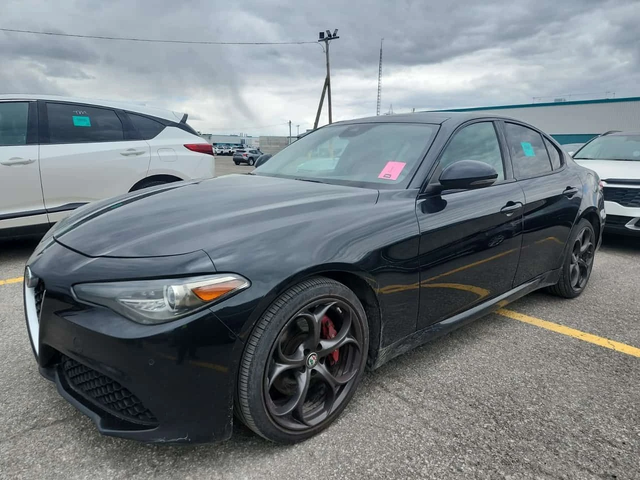 Alfa Romeo Giulia * TI SPORT * ПОДГРЕВ* KEYLESS* - автомобили, коли, обяви за нови и употребявани 0