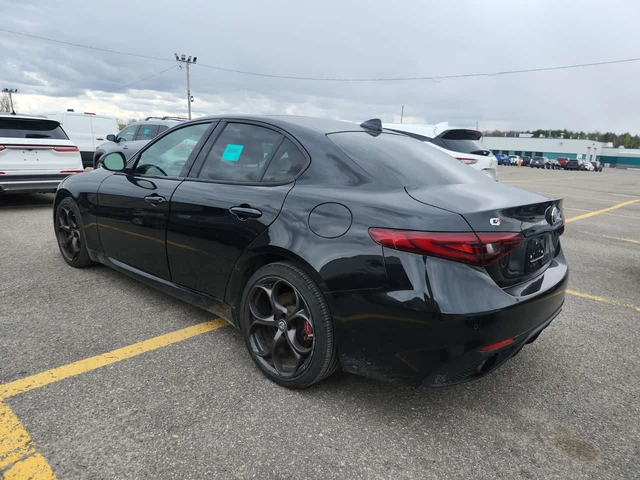 Alfa Romeo Giulia * TI SPORT * ПОДГРЕВ* KEYLESS* - автомобили, коли, обяви за нови и употребявани 3