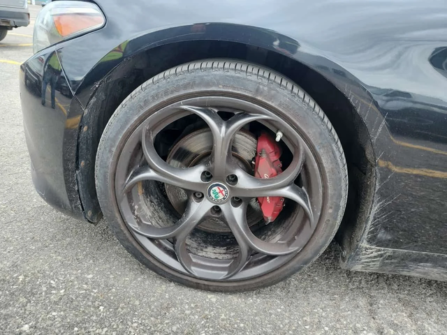Alfa Romeo Giulia * TI SPORT * ПОДГРЕВ* KEYLESS* - автомобили, коли, обяви за нови и употребявани 5