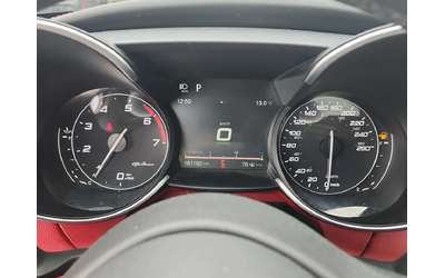 Alfa Romeo Giulia * TI SPORT * ПОДГРЕВ* KEYLESS* - автомобили, коли, обяви за нови и употребявани 8