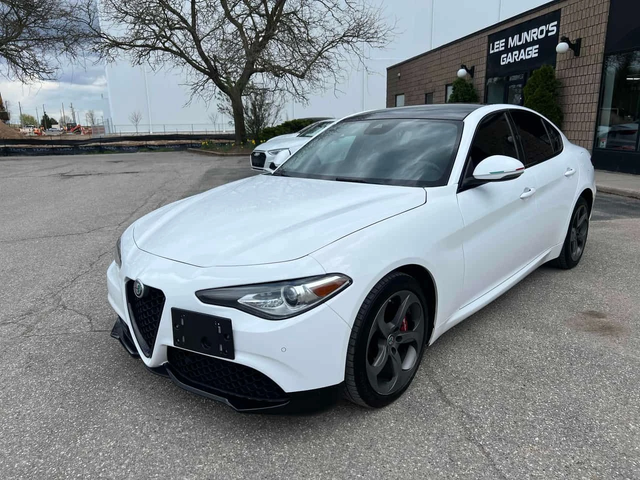 Alfa Romeo Giulia * Q4 * ПОДГРЕВ * NAVI * ZF8 - автомобили, коли, обяви за нови и употребявани 0