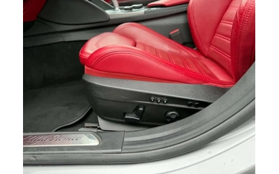 Alfa Romeo Giulia - автомобили, коли, обяви за нови и употребявани 10