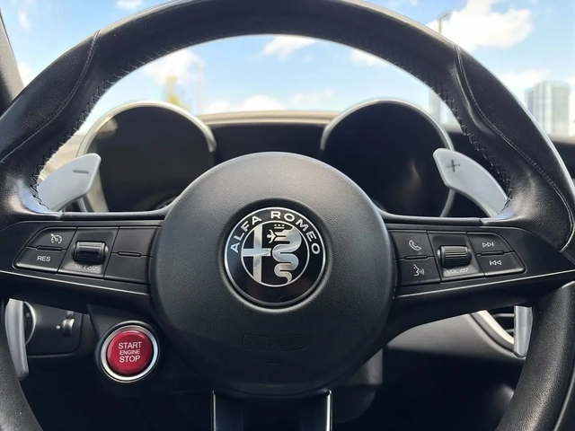 Alfa Romeo Giulia Quadrifoglio| От шоурум| лизинг! - автомобили, коли, обяви за нови и употребявани 8