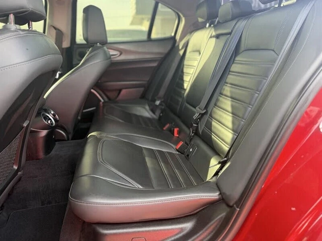 Alfa Romeo Giulia 2017* TI* AWD* MONZA RED* КРАЙНА ЦЕНА - автомобили, коли, обяви за нови и употребявани 11