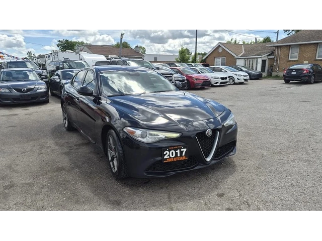 Alfa Romeo Giulia Ti AWD* DISTRONIC* HARMAN KARDON* ПОДГРЕВ* КАМЕРА* - автомобили, коли, обяви за нови и употребявани 2