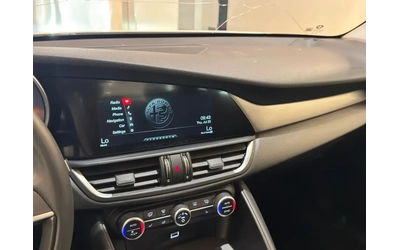 Alfa Romeo Giulia Ti AWD* ДИСТРОНИК* ЕДИН СОБСТВЕНИК* ОТ ОФИЦ.ДИЛЪР - автомобили, коли, обяви за нови и употребявани 10