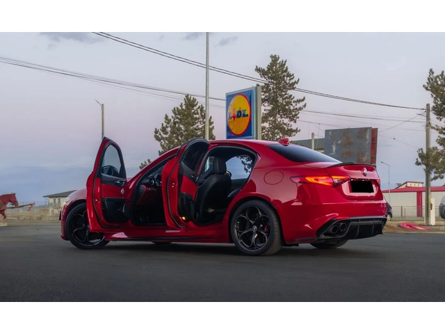 ALFA ROMEO Giulia Giulia 2.9 Turbo RWD Quadrifoglio - автомобили, коли, обяви за нови и употребявани 3