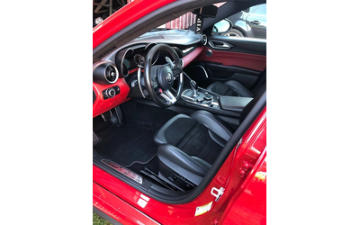 ALFA ROMEO Giulia Giulia 2.9 Turbo RWD Quadrifoglio - автомобили, коли, обяви за нови и употребявани 6