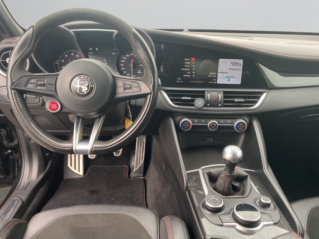 Alfa Romeo Giulia Quadrifoglio 2.9 V6 Biturbo 510 hp RWD - автомобили, коли, обяви за нови и употребявани 12