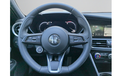 Alfa Romeo Giulia TI 2.2 Diesel 210 hp AT8 Q4 - автомобили, коли, обяви за нови и употребявани 15