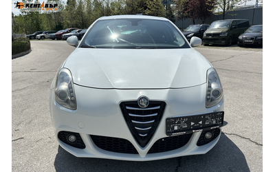 Alfa Romeo Giulietta 1.6d 105к.с. - автомобили, коли, обяви за нови и употребявани 6